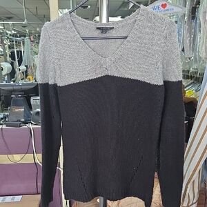 Ann Taylor Black and Gray V-Neck Sweater